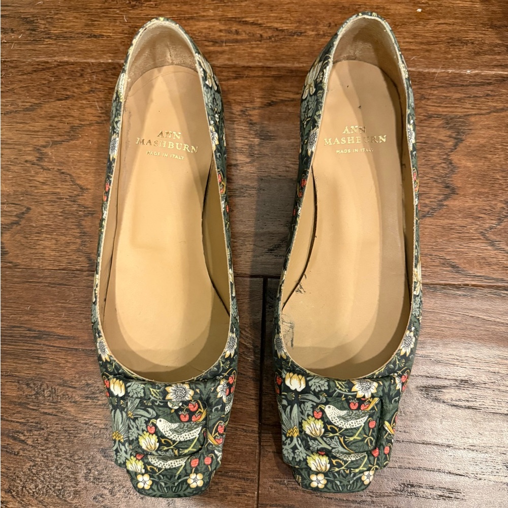 Ann Mashburn Liberty London Buckle Flat